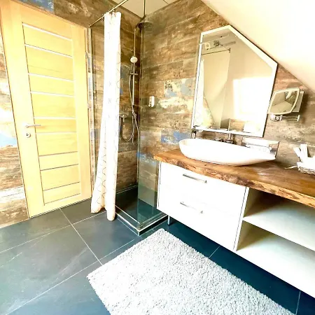 Wood Deluxe Belvaros Apartament *